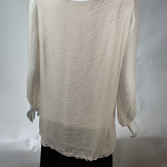 Sheer Beige Blouse With Embroidered Hem & 3/4 Sleeves By Prontomoda Giusy - Picture 2 of 16